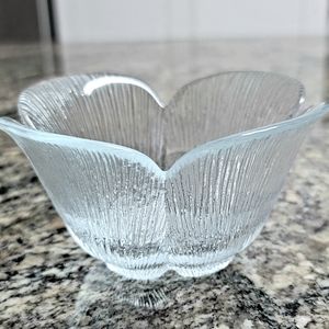 EUC beautiful little glass bowl